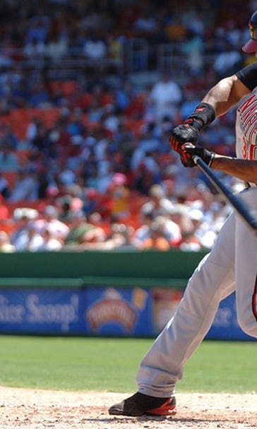 Father's Day gift: Looking back at Ken Griffey Jr.'s 500th home run